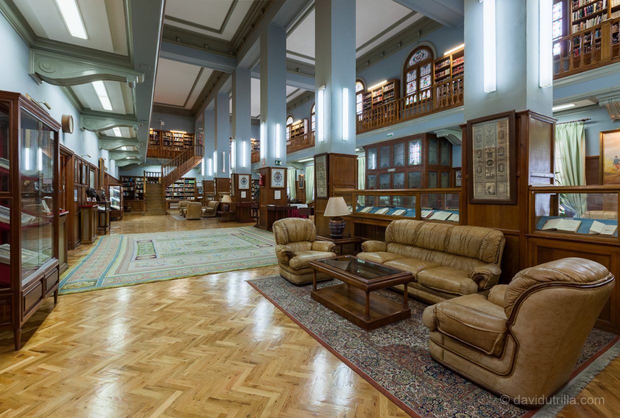 Biblioteca de la Academia